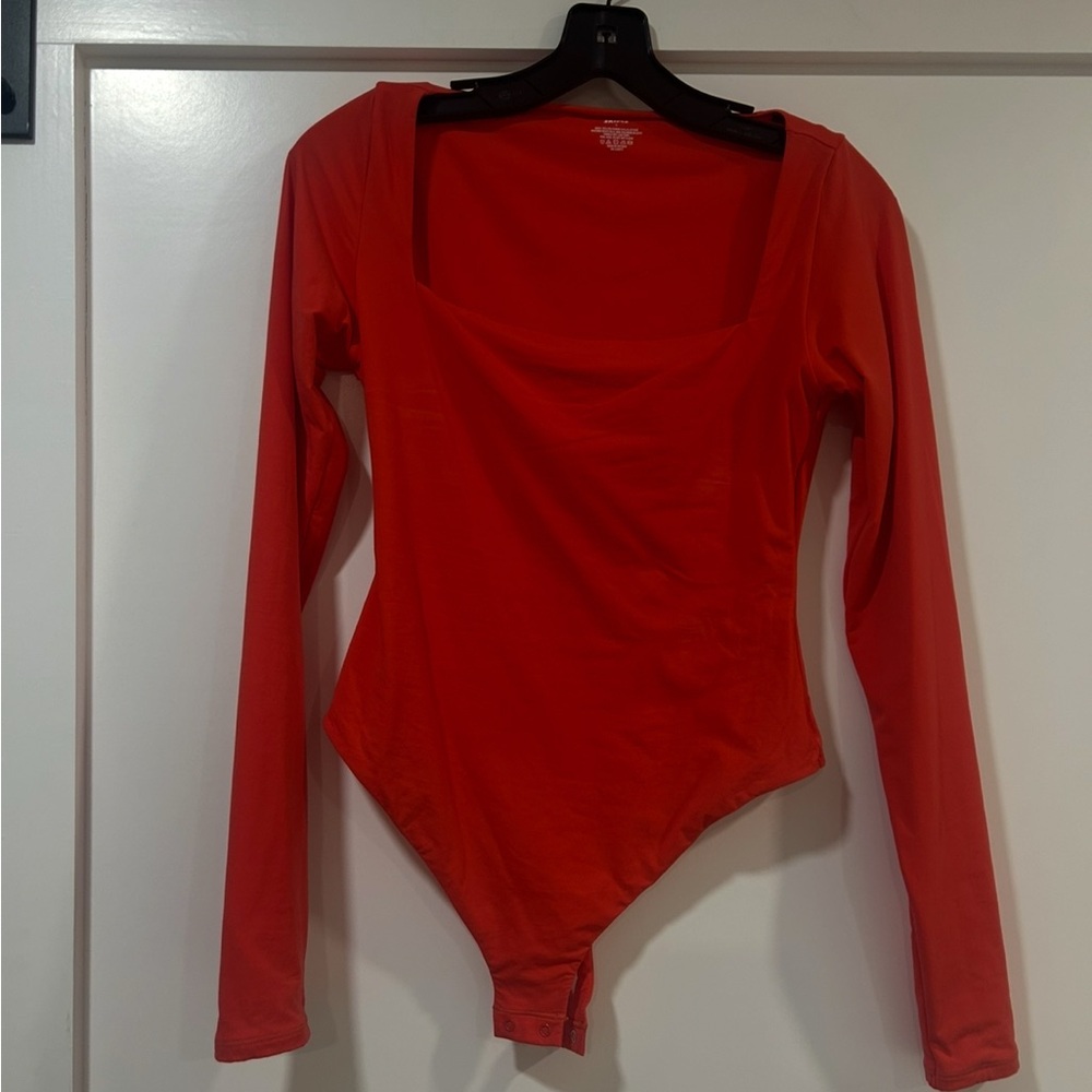 SKIMS Vibrant Red Top
